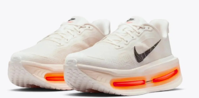 Nike Vomero Premium 'Sail / Coconut Milk'