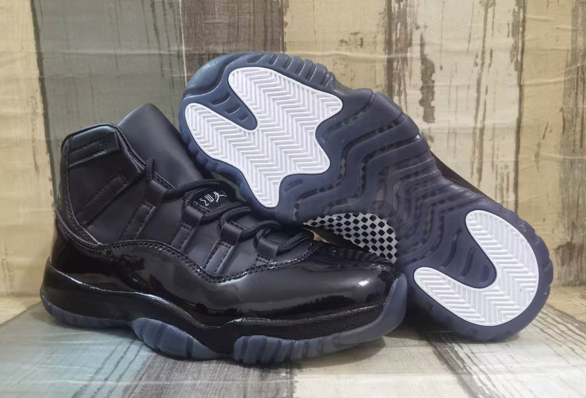 Air Jordan 11 Retro x Comme des Garçons Homme Plus “Black” (IV7639-001)