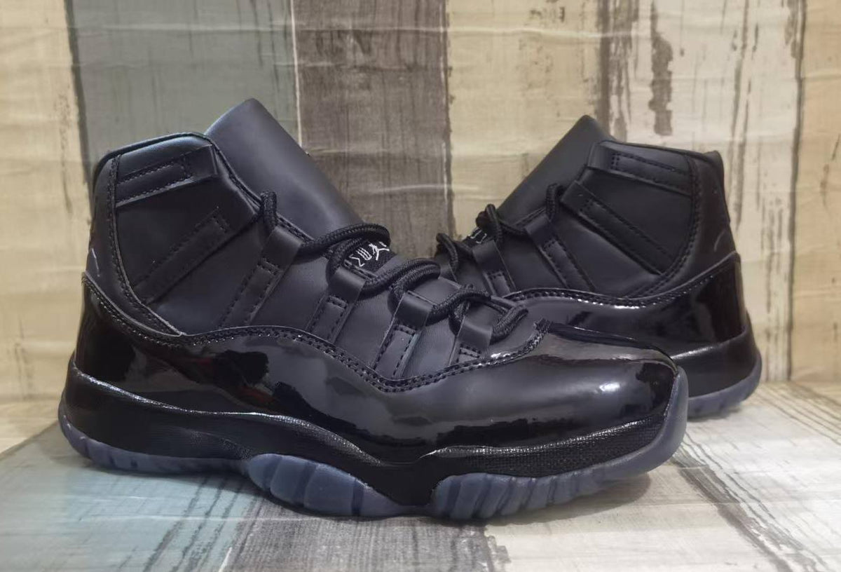 Air Jordan 11 Retro x Comme des Garçons Homme Plus “Black” (IV7639-001)